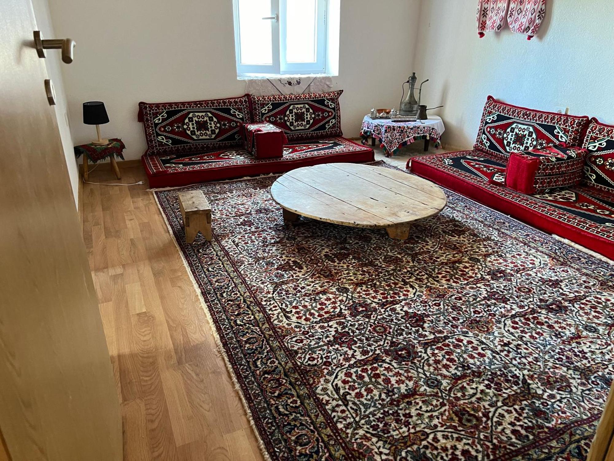 Gornji Lukomir Kod Kapetana Tea B&B 외부 사진