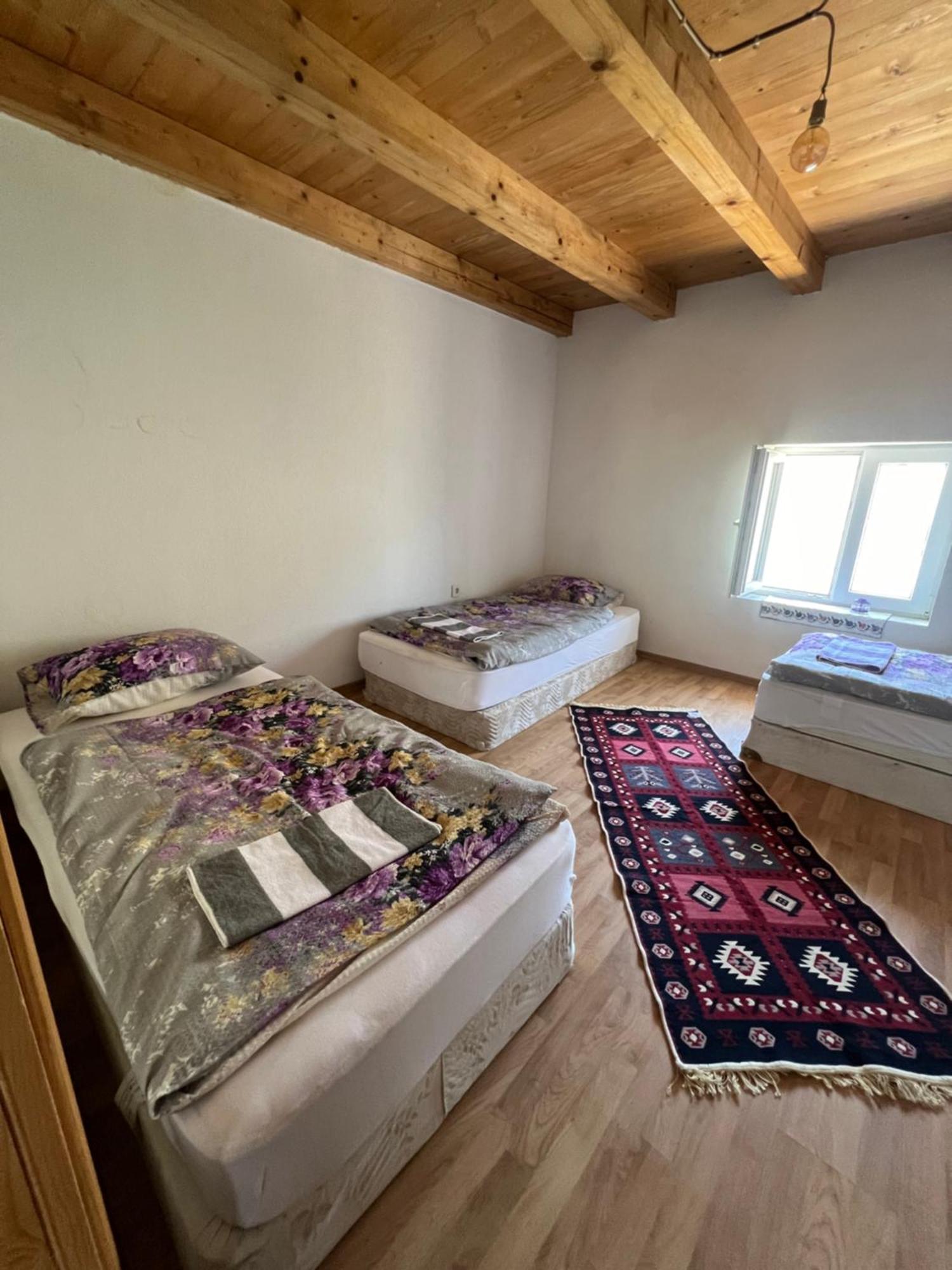 Gornji Lukomir Kod Kapetana Tea B&B 외부 사진