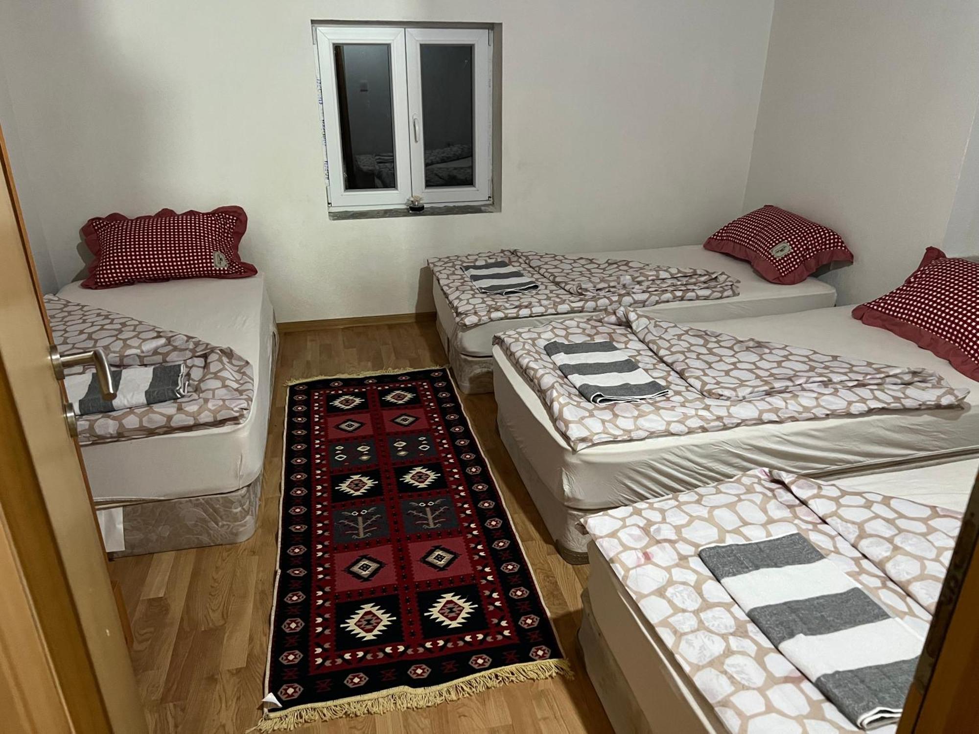 Gornji Lukomir Kod Kapetana Tea B&B 외부 사진
